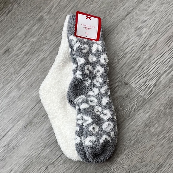 2 Pack of Charter Club Women's Butter Super Soft Fuzzy Crew Socks, Gray/White - Picture 5 of 7